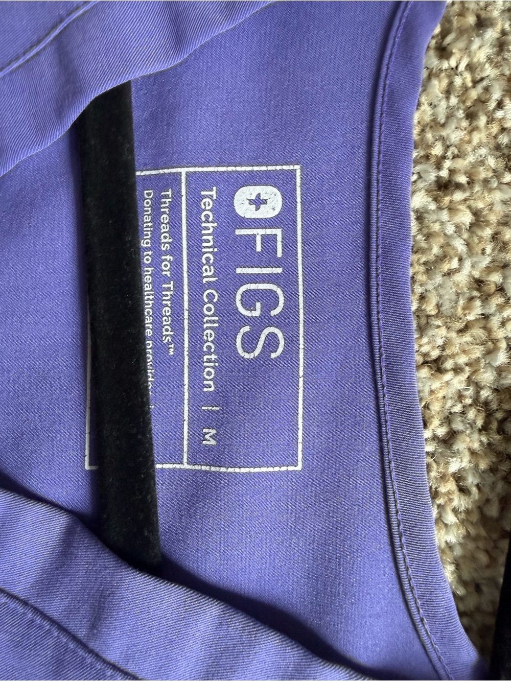 FIGS Women’s Purple Scrub Jogger Set *** see note - Picture 2 of 5